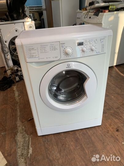 Стиральная машина indesit 5кг