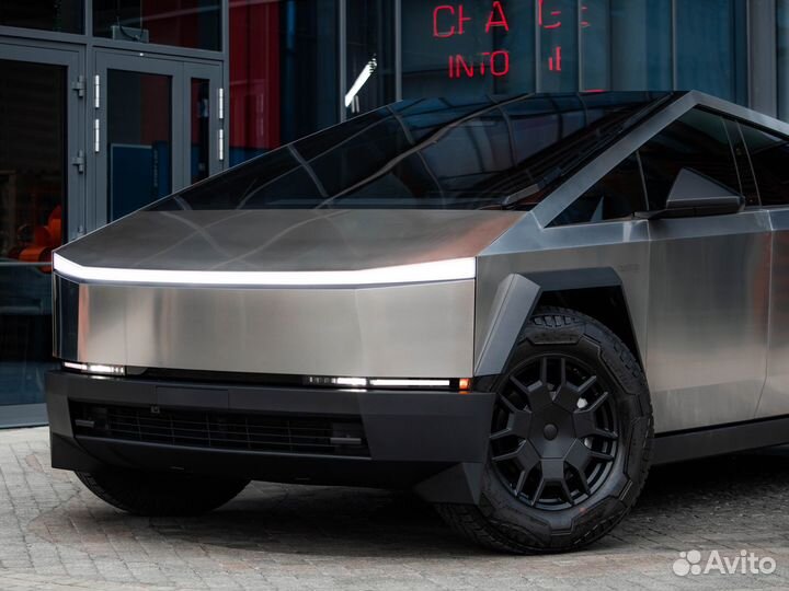 Tesla Cybertruck 845 л.с. AT, 2024, 1 км