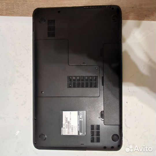 Ноутбук Intel i5, дискретная видеокарта Radeon