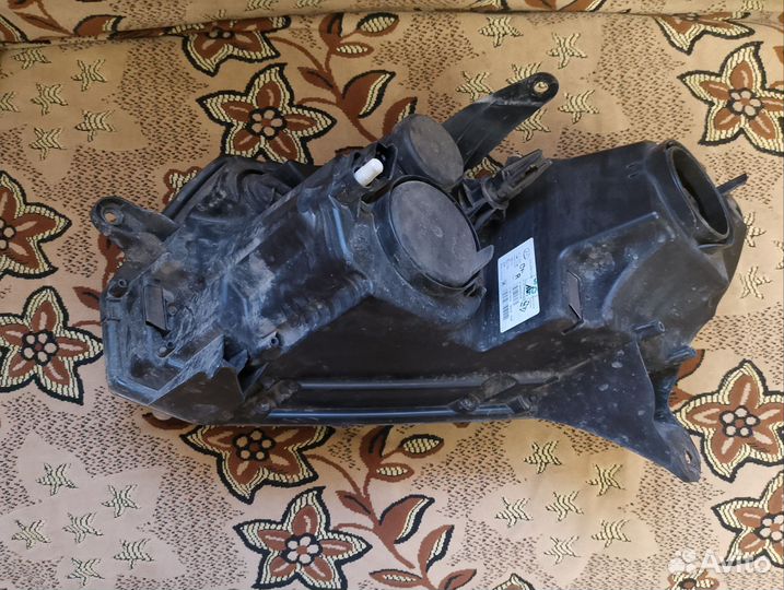 Фара передняя правая Ларгус фл оригинал