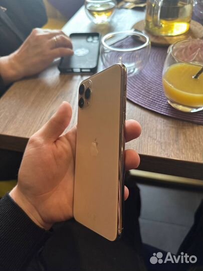 iPhone 11 pro max 64gb