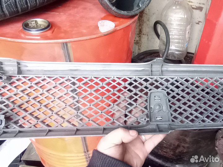 Решетка радиатора