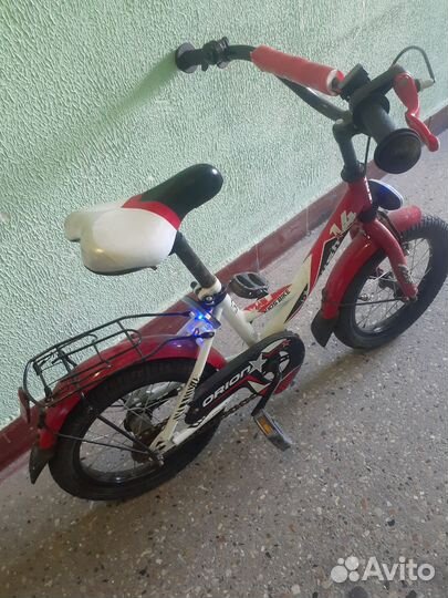 Детский велосипед и самокат