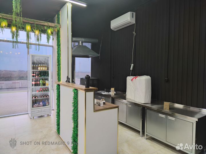 Повар на фастфуд