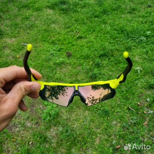 Спортивные очки