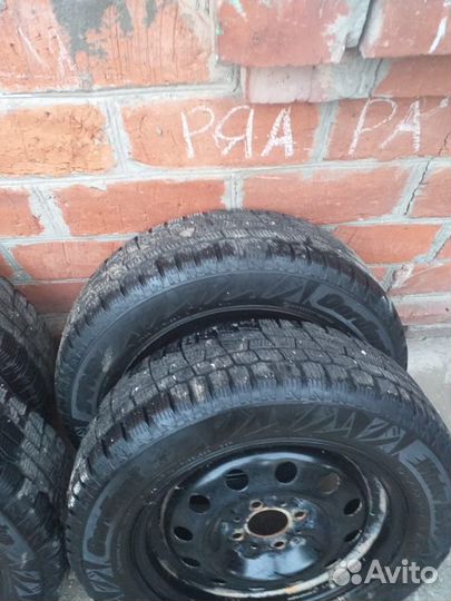 Зимняя резина на дисках r14