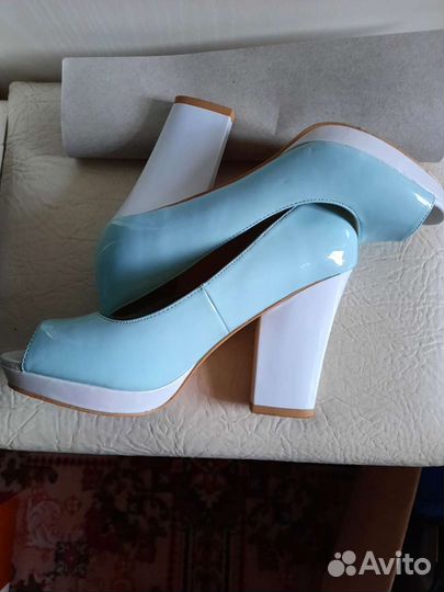 Туфли лаковые 39,5 размера