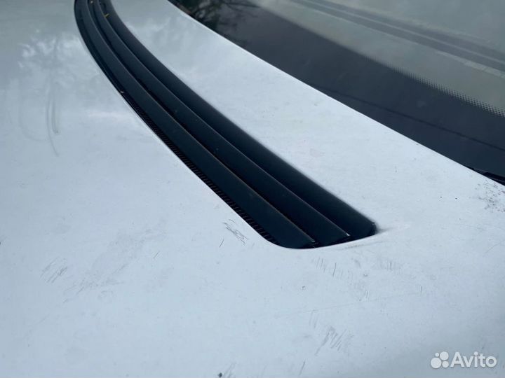 Дефлектор капота Mercedes-Benz W140