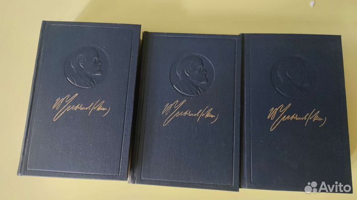 Старинные книги