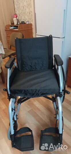 Инвалидная коляска