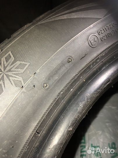 Triangle Snowlink TWT02 265/50 R19