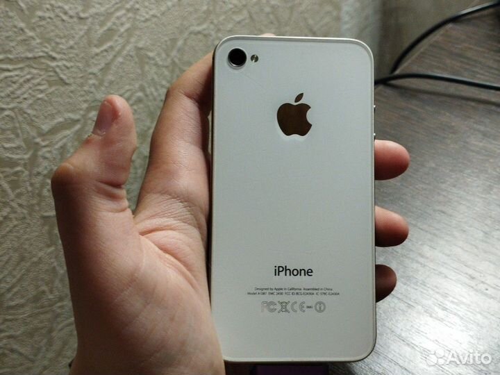 iPhone 4S, 16 ГБ