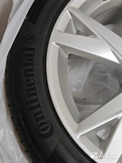 Комплект оригинальных колес R17 Audi A4