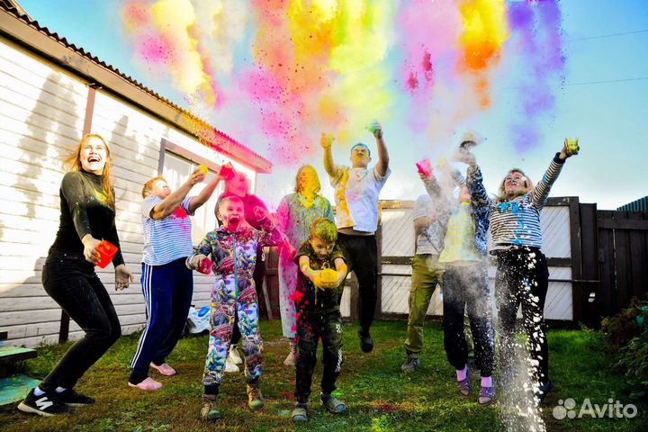 Холи Холли вечеринка