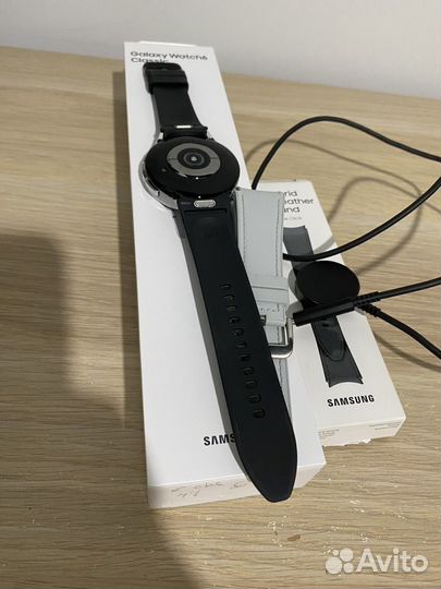 Samsung Galaxy Watch 6 Classic 47mm 2 ремешка