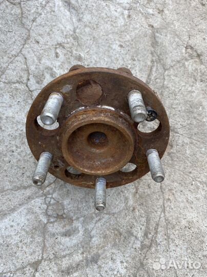 Ступица задняя Kia Sorento 2 527502B100