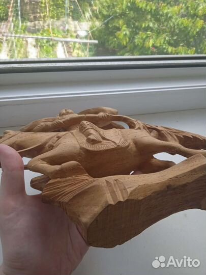 Гуань Бог Войны из красного дерева 80-е годы