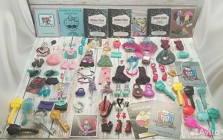 Аксесуары монстер хай