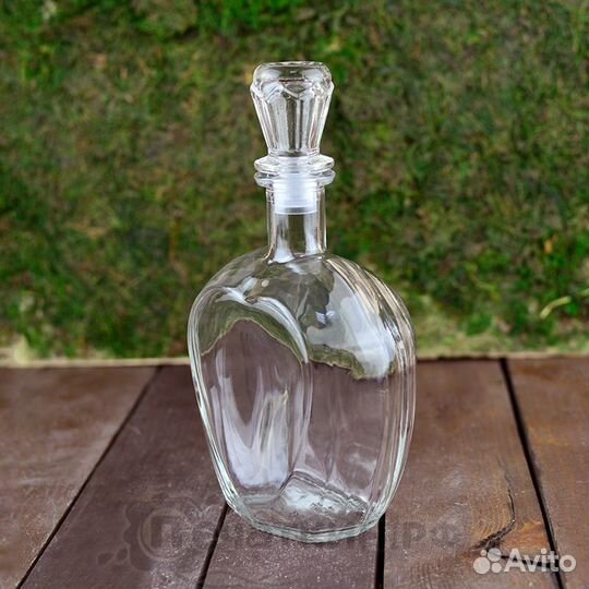 Стеклянные бутылки необычных форм