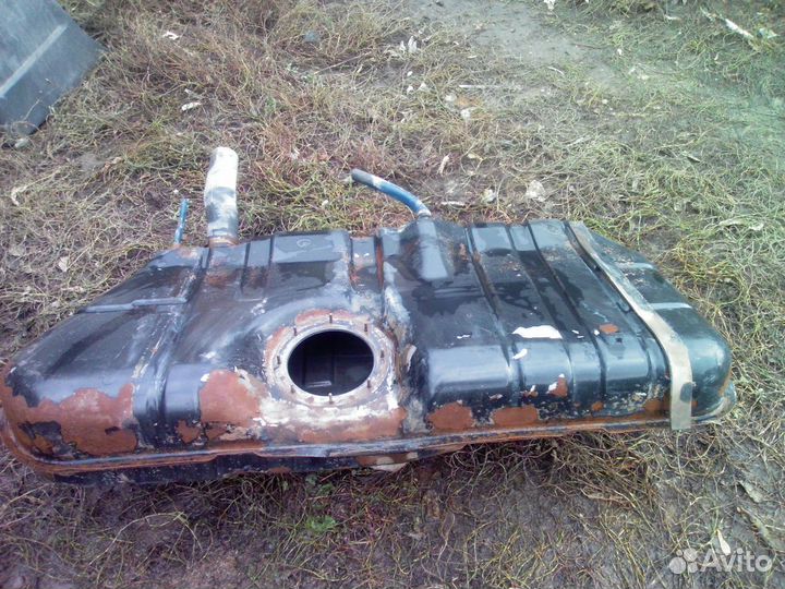 Топливный бак от ваз 21099