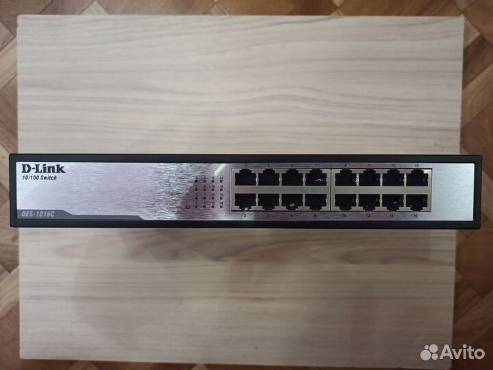Коммутатор D-Link DES-1016C