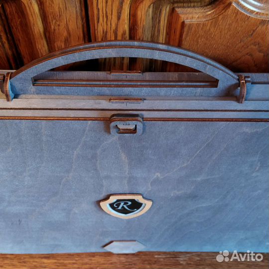 Большая папка для бумаг, газет