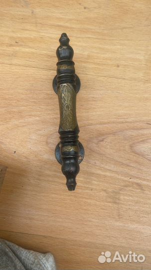 Старинная латунная ручка