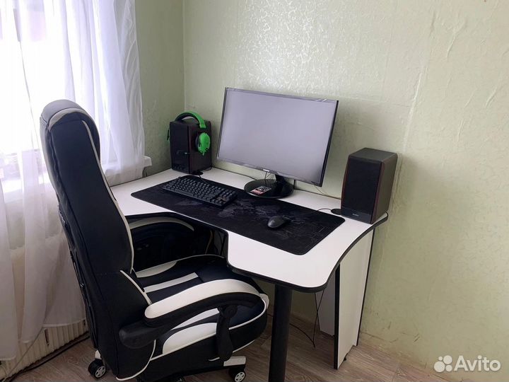 Стол компьютерный classic игровой 120см