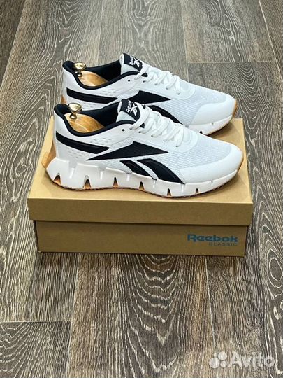 Кроссовки белые чёрные Reebok унисекс