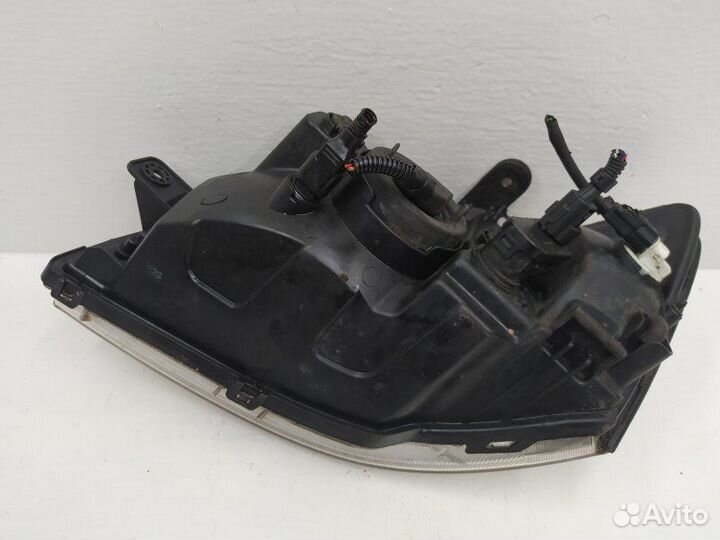 Б/У Фара правая Мутная по верху 921021cxxx