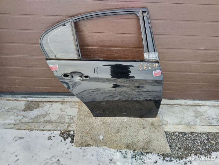 Дверь задняя правая BMW E90 цвет 668