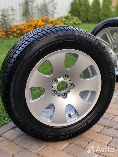 Michelin Pilot Primacy 245/55 R17