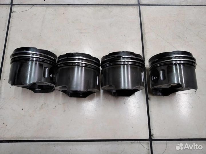 Поршень дизель w203 C-class 611.962