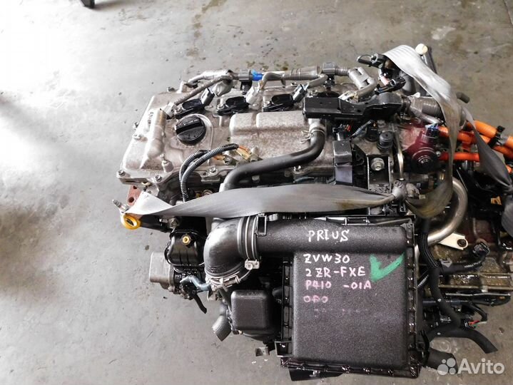 Двигатель (двс) на Toyota Prius 2ZR-FXE