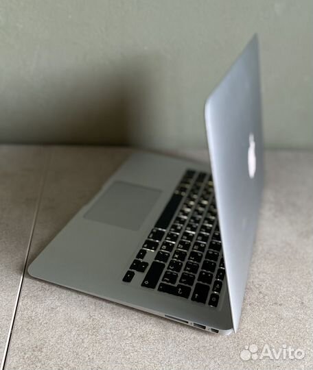 Apple MacBook Air 13 2013 отличное состояние