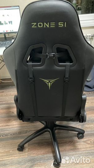 Игровое кресло zone 51