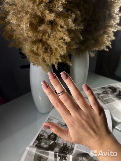 Маникюр с покрытием