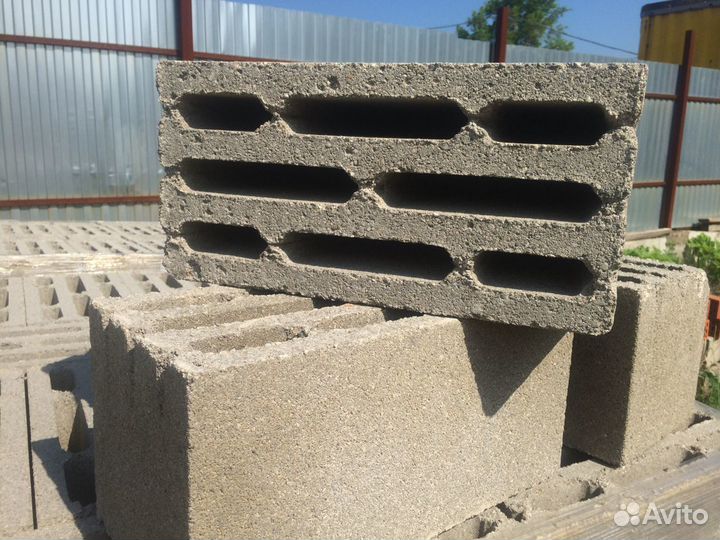 Блоки строительные 8ми-щелевые керамзитобетонные