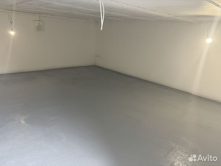 Покраска стен и потолков и дорожных пешеходов