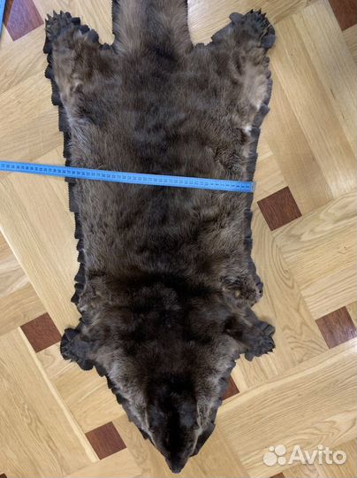 Ковёр из шкуры выдры для интерьера