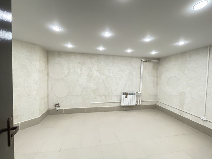 Помещение, 18 м2, новый ремонт, первая линия