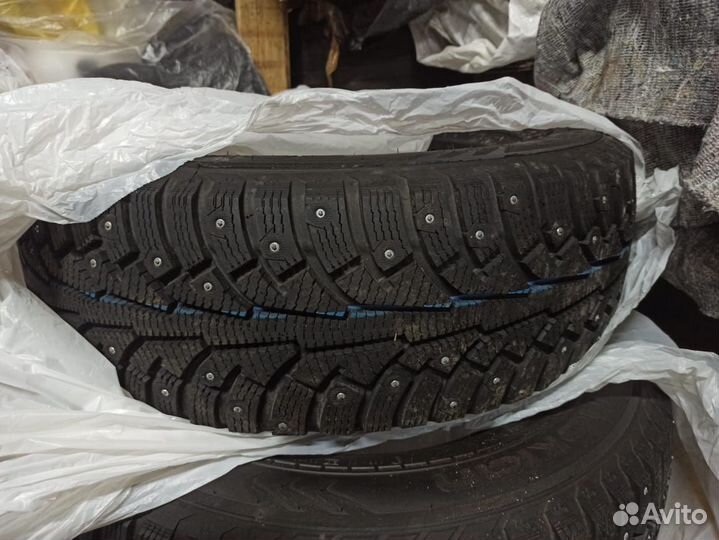 Nokian Tyres Hakkapeliitta C Van 215/65 R16C 109