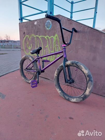 Трюковой велосипед bmx