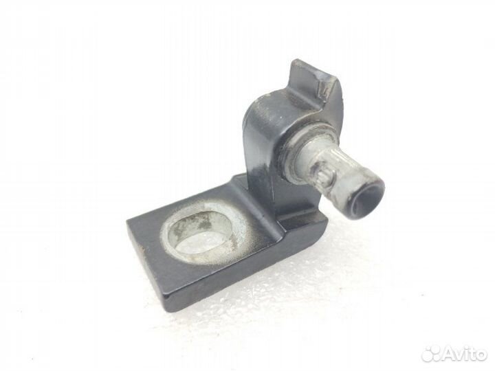 Петля двери передняя левая Volkswagen Tiguan 1 2.0