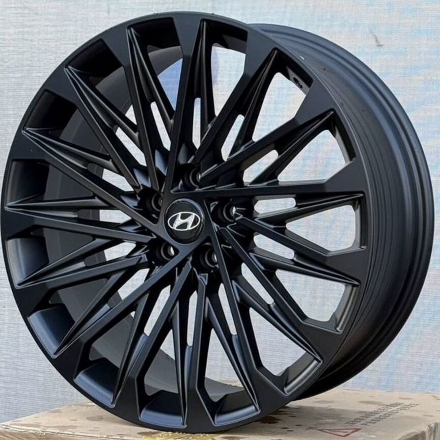 Литые диски Hyundai 8.5×R20 5×114.3
