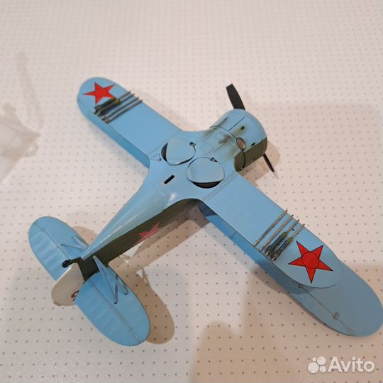 Модель самолета И-153 