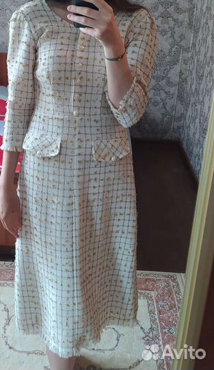Платье из твида