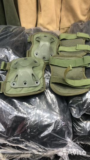 Наколенники военные