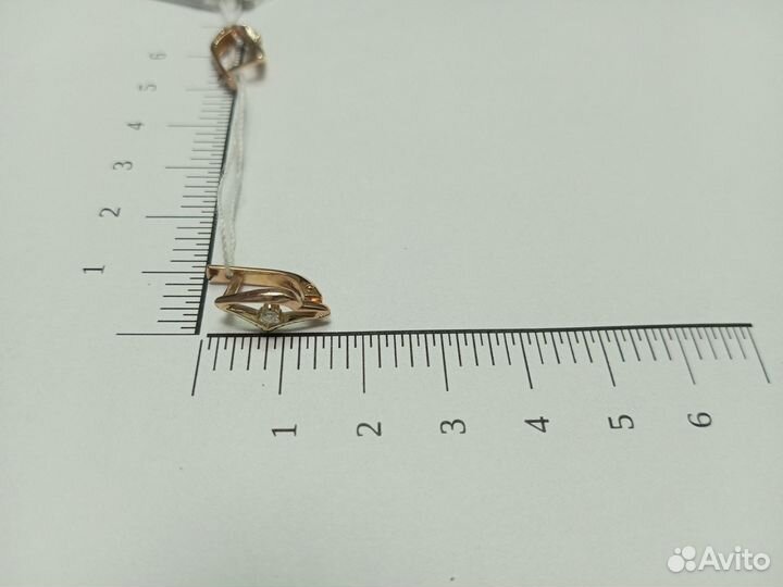 Золотые серьги с бриллиантами