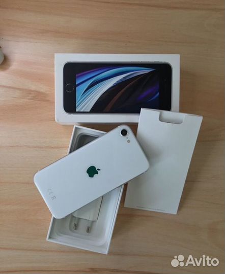 iPhone SE (2020), 64 ГБ